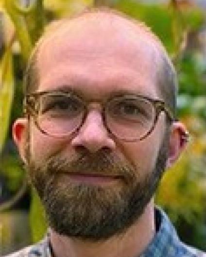 Headshot of UW Biology Assistant Professor Willem Laursen