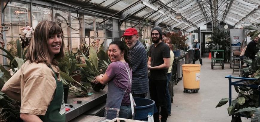 Bustle in the headhouse