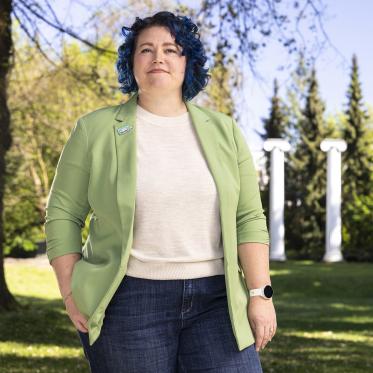 UW Biology Teaching Professor Casey Self