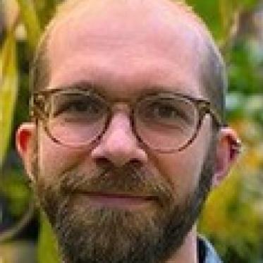 Headshot of UW Biology Assistant Professor Willem Laursen